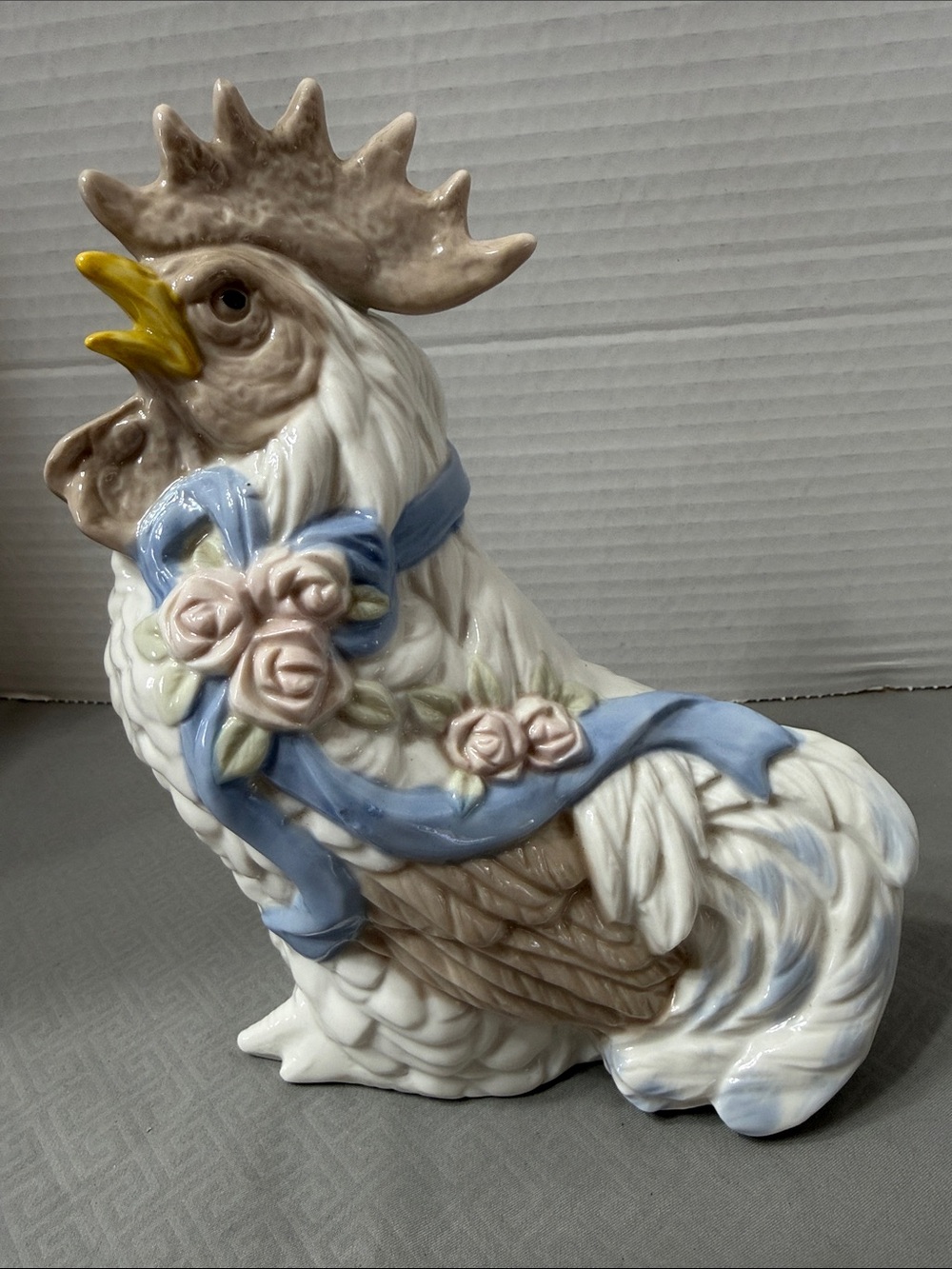 Vintage Porcelain Rooster Figurine Glossy White Colored Accent Comb & Tail Decor